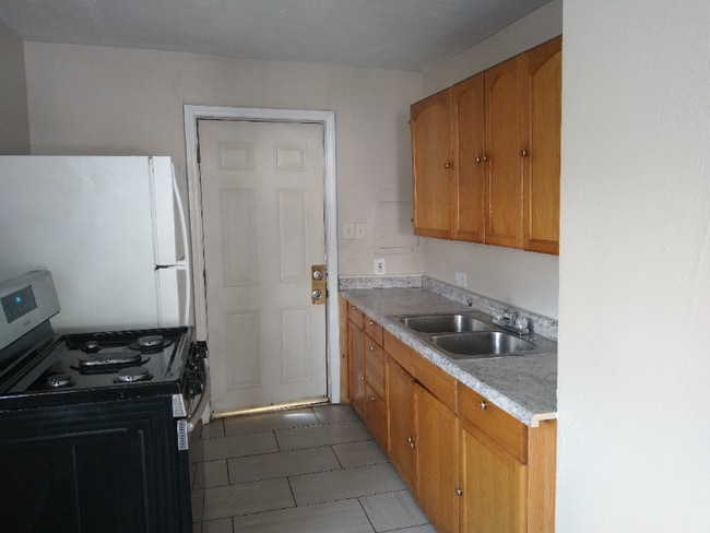 Building Photo - 13972 Marshall Ave