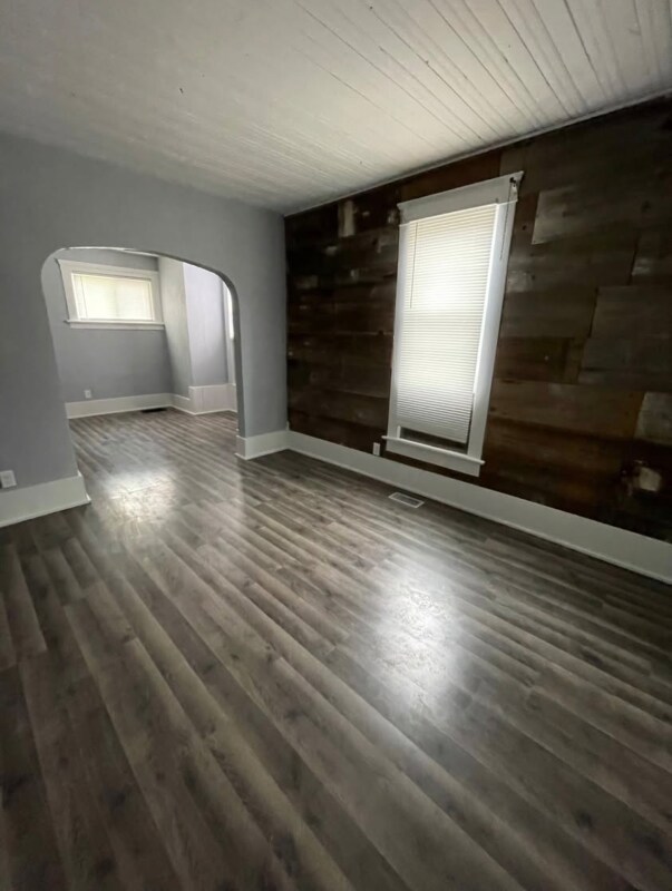 Foto del edificio - 127 Ash Ave