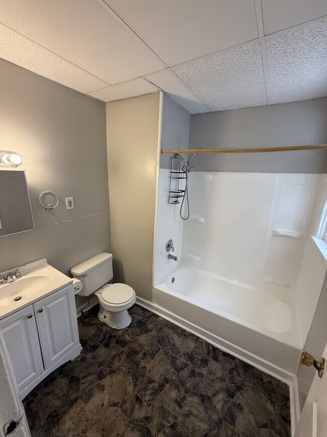 Foto del edificio - 473 Sherburne Ave