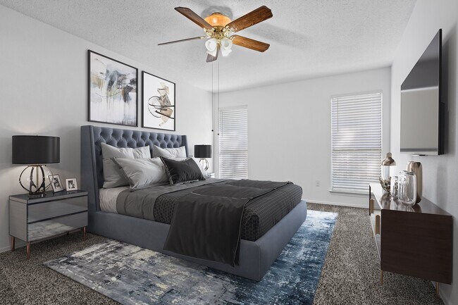 Building Photo - 2200 Sequoia Ln