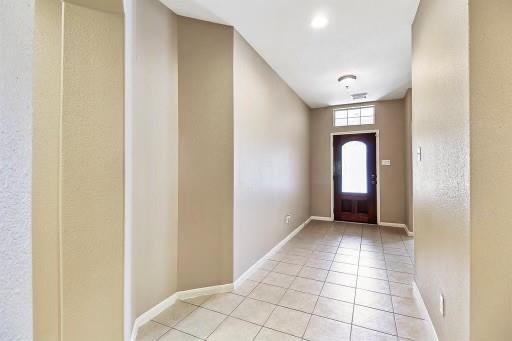 Building Photo - 26822 Kingston Glen Ln
