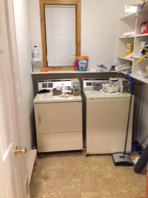 Coin Op Washer & Dryer r - 1016 Jackson St