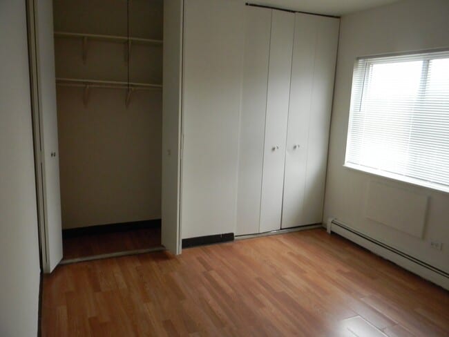 Building Photo - 311 Hawthorne Cir
