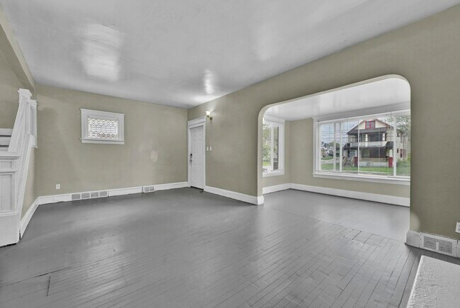Foto del edificio - 13317 Caine Ave