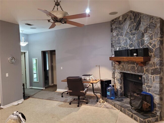 Building Photo - 5201 SW 86th Terrace