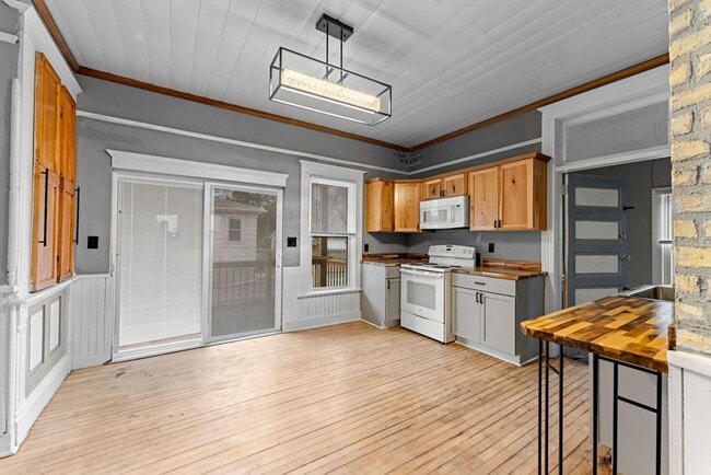 Building Photo - 1515 Liberty St