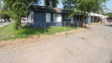 Building Photo - 2441 Eberlein Ave