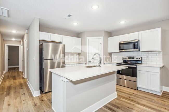 Foto del edificio - 4514-4514 N Sandplum St