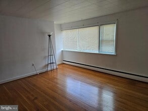 Building Photo - 618 Biggs Ave