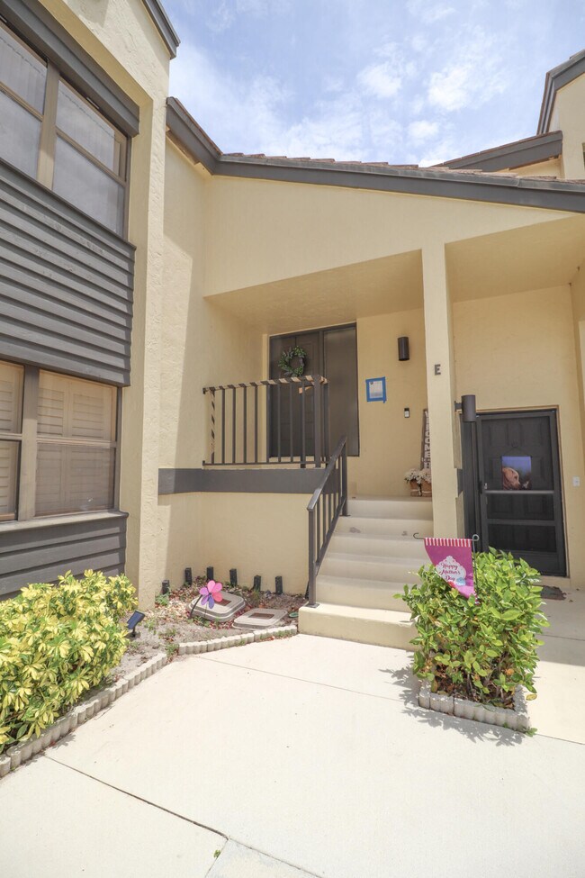 Foto del edificio - 3961 SW Greenwood Way