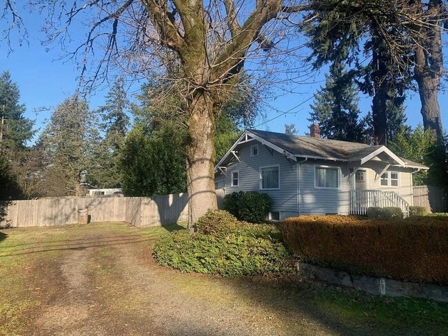 Photo - $2,750 - Two Bedrooms, Two Bathrooms, With Bonus Room And Large Yard, Ready For Lease! House