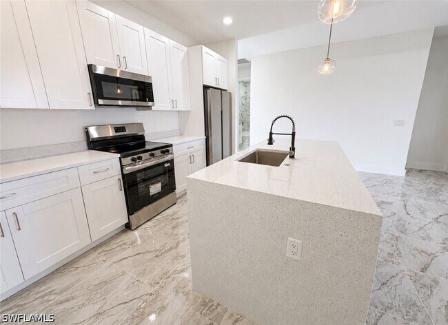 Foto del edificio - 4618 25th St SW