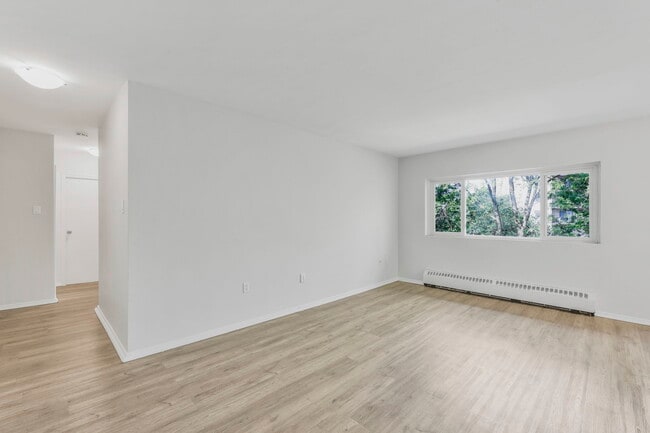 Building Photo - Huron Village Apartments