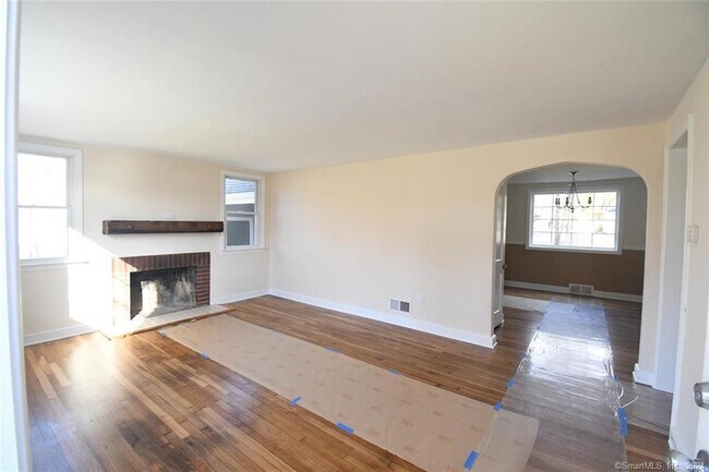 Building Photo - 509 North St