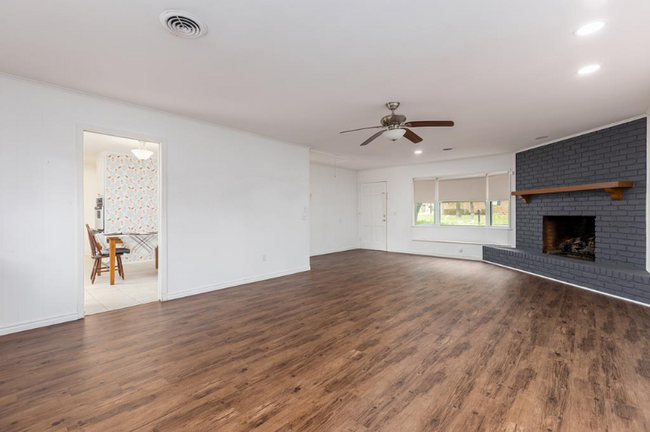 Building Photo - 1517 Reen Dr