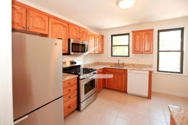 Foto del edificio - 508 Heath St