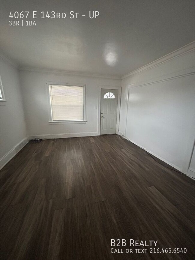 Foto del edificio - 4067 E 143rd St