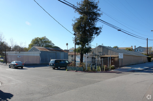 Foto del edificio - Cabrillo Village