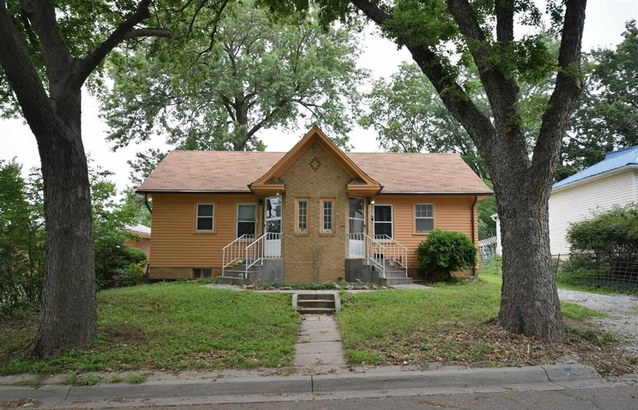 Primary Photo - 3120 Q St