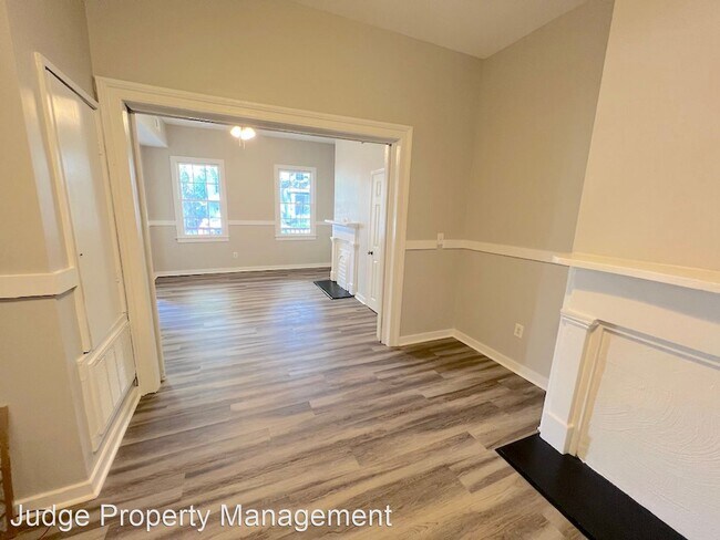 Foto del edificio - 3 br, 2 bath House - 305 W Waldburg Street