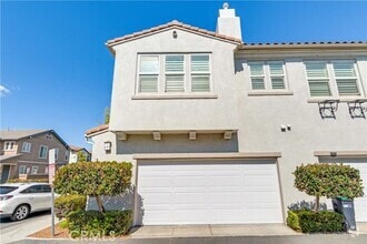 Building Photo - 13563 Mashona Ave