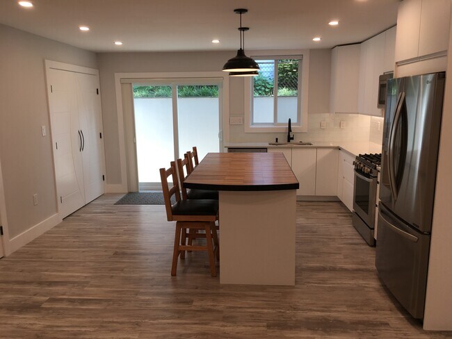Entrance, blinds open - 4827 46th St NW