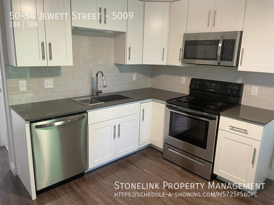 5054 Jewett St Unit 5009, Providence, RI 02908 Room for Rent in