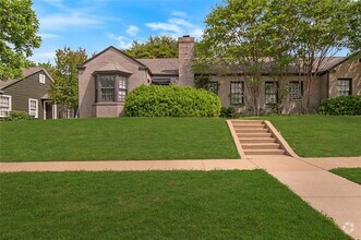 Building Photo - 4404 Birchman Ave