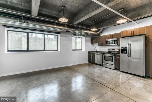 Foto del edificio - 4800 Brown St