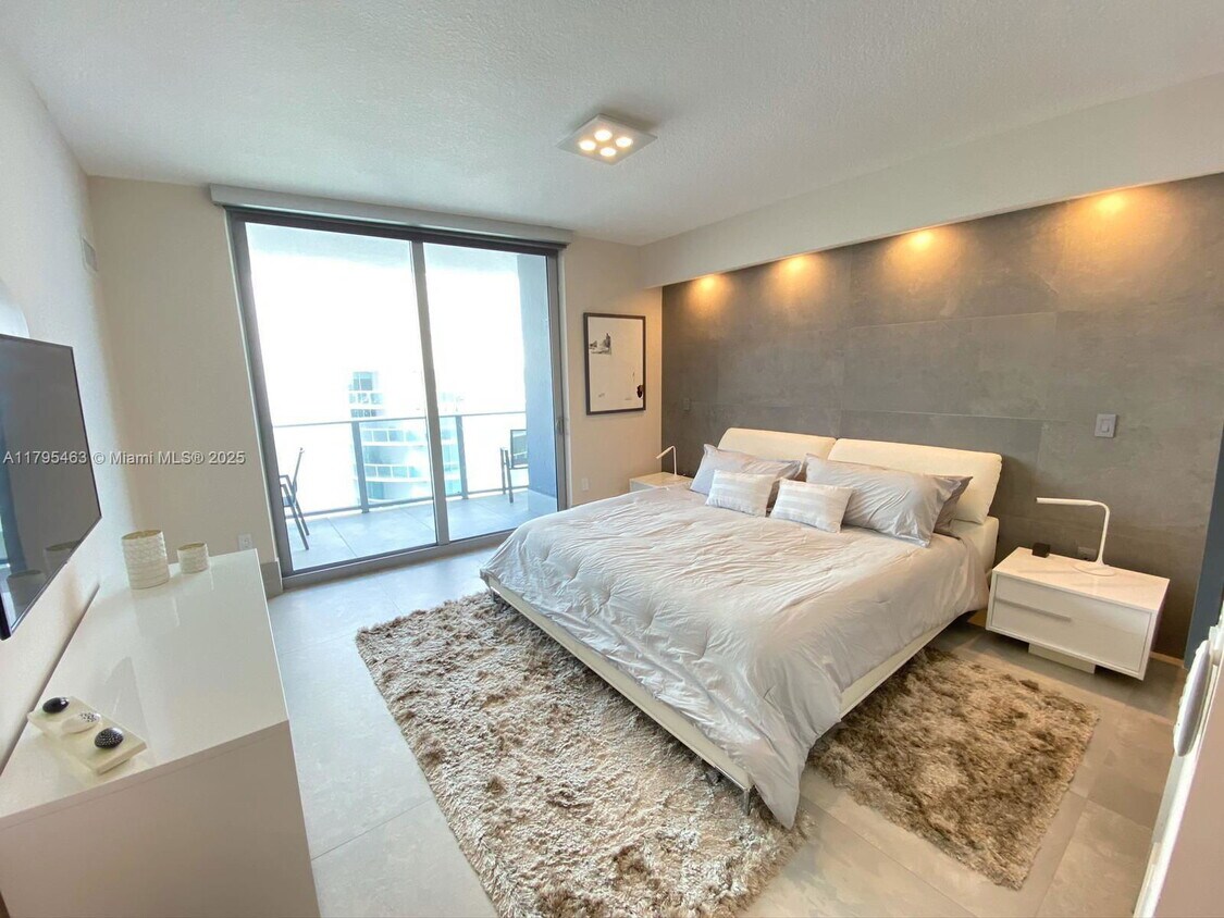 Photo - 488 Northeast 18th Street Apt #3911, Miami, FL 33132 - 2 BR 3 BA condo