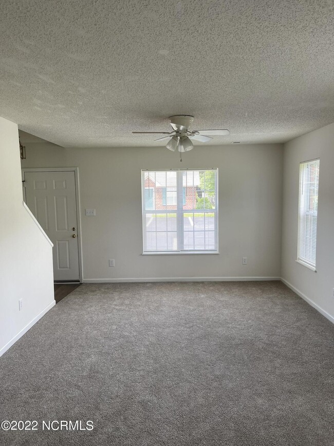 Building Photo - 4179 Academic Dr