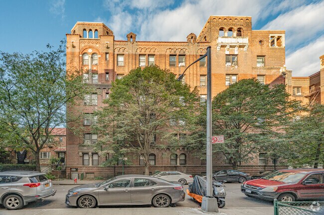 Foto del edificio - 3534 84th St