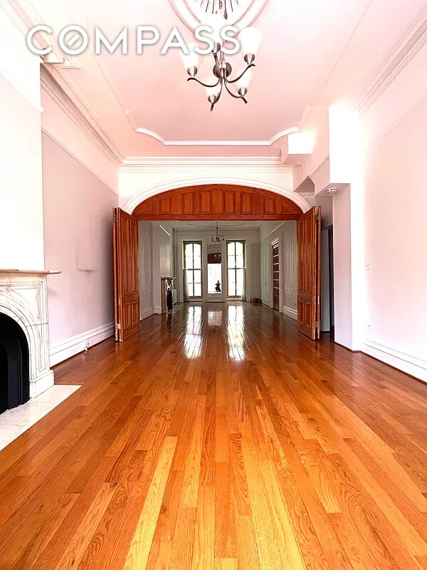 120 Kent St Unit 2, Brooklyn, NY 11222 Room for Rent in Brooklyn, NY