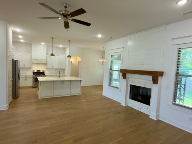 Foto del edificio - 3009 E Coolridge St