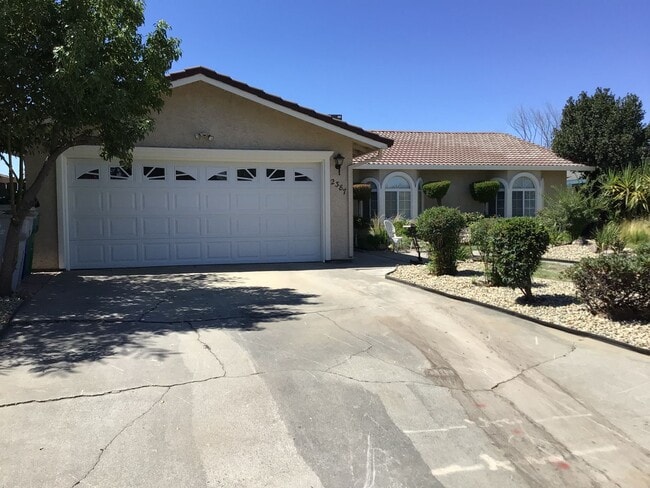 Building Photo - Beautiful Home in Atwater