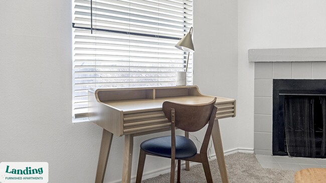 Foto del edificio - 1071 Clayton Ln