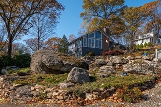 Building Photo - 21 Edge Hill Rd