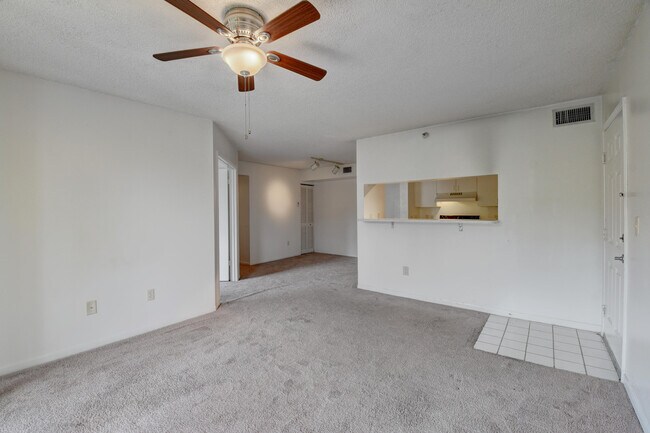 Building Photo - 103  Yacht Club Way 208 Hypoluxo Fl 33462