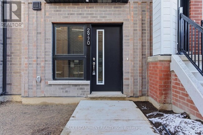 Building Photo - 70 Kenesky Dr