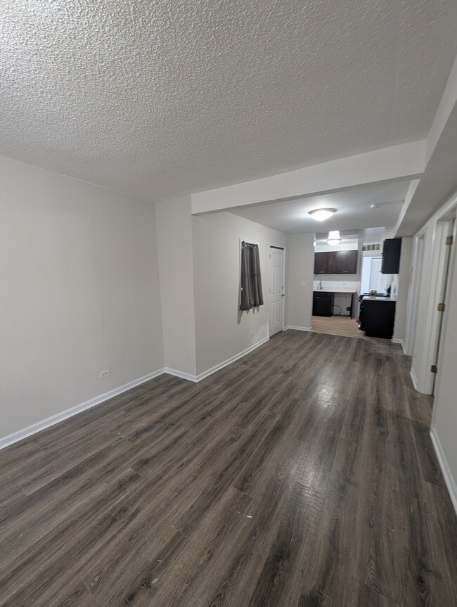 Foto del edificio - 2118 N Whipple St