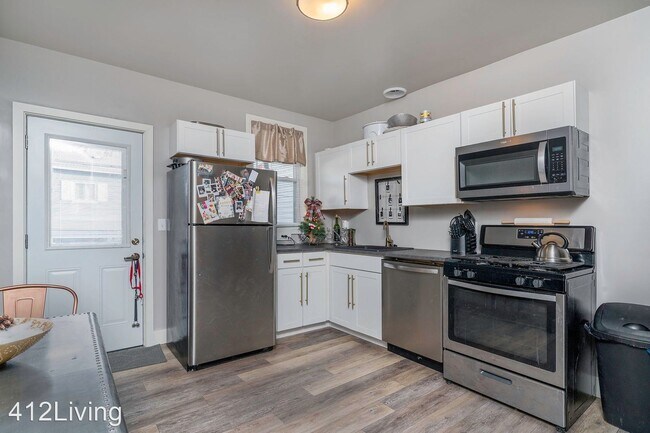Building Photo - 1 br, 1 bath House - 2831 1/2 Mary Street