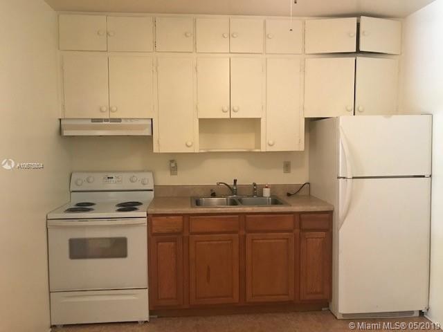 Foto del edificio - 11801 NE 11th Pl