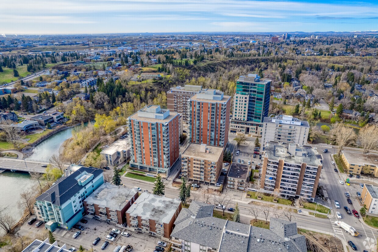 Westside Apartments Apartments at 115 25th Ave SW Calgary, AB