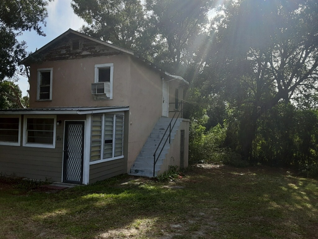 Primary Photo - 414 1/2 S Miami St
