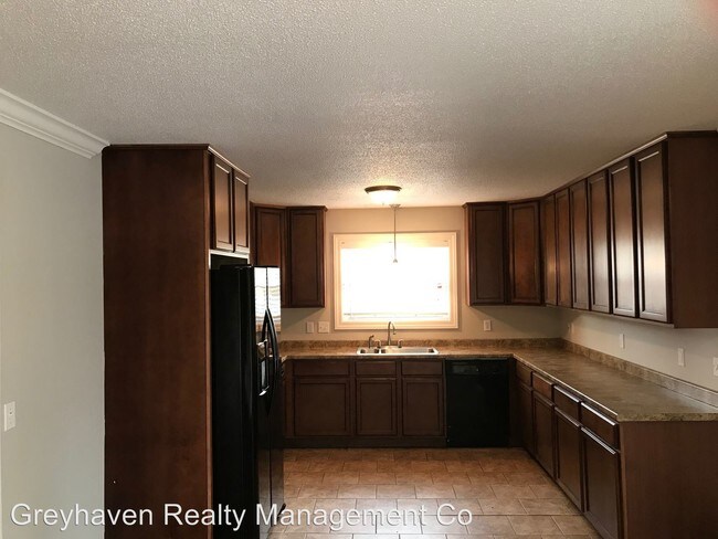 Building Photo - 4 br, 2 bath House - 8134 Karr Street