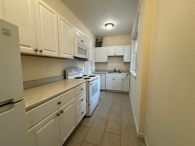 1637 Commonwealth Ave., #2 - 1637 Commonwealth Ave