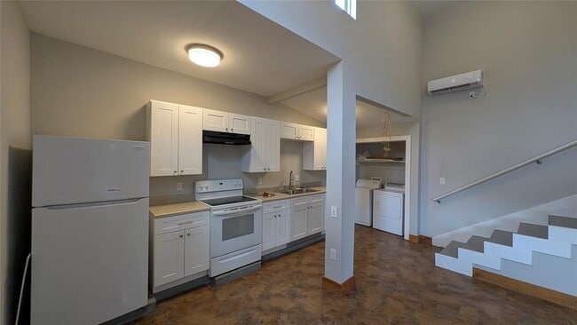 Building Photo - 539 Hoffman St