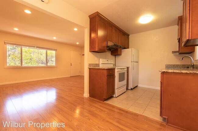 Foto del edificio - 365 Oak Grove Ave