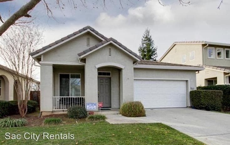 Foto principal - 4 br, 2 bath House - 9744 Cervelli Way