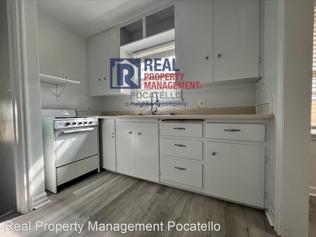 Building Photo - 2 br, 1 bath House - 238 S 8th Ave